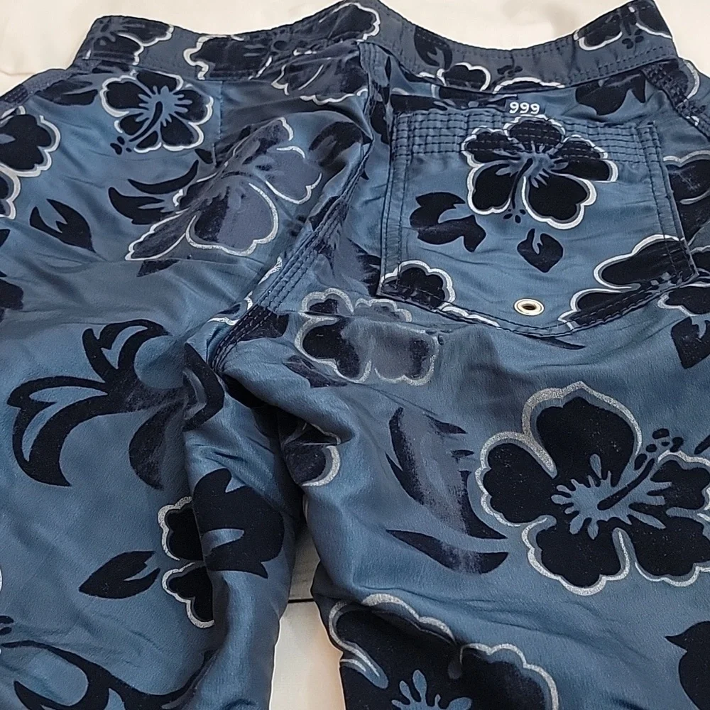 Vintage Y2K Hurley 999 Hawaiian Floral Boardshorts Mens 30 Surf Swim